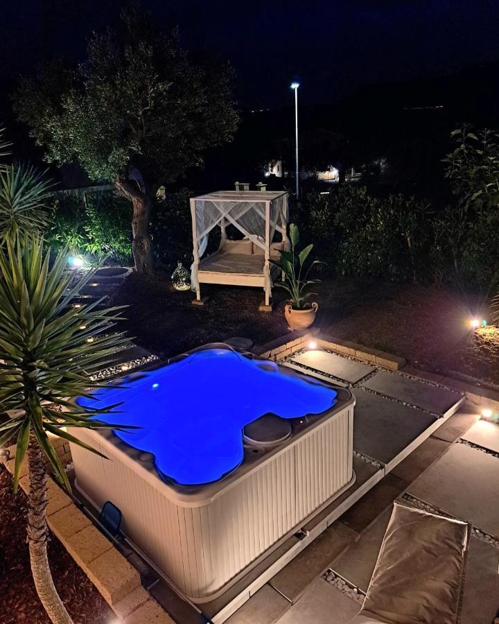 Antigua B&B Porto Potenza Picena Exterior foto